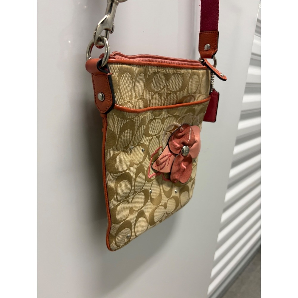 Vintage Coach Signature Floral Applique Crossbody Bag Tan Pink Messenger Bag - Picture 6 of 11